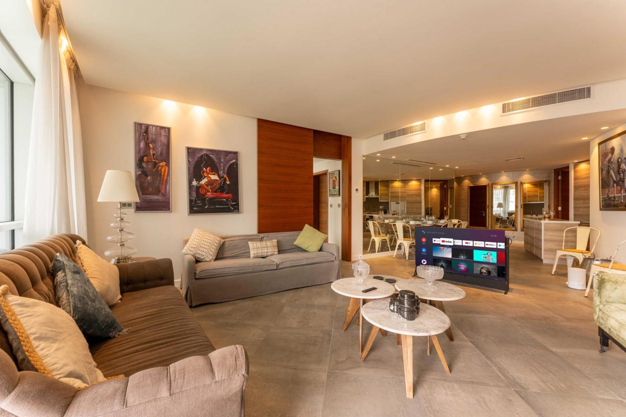 Stunning 3-bedroom Marina View Dubai